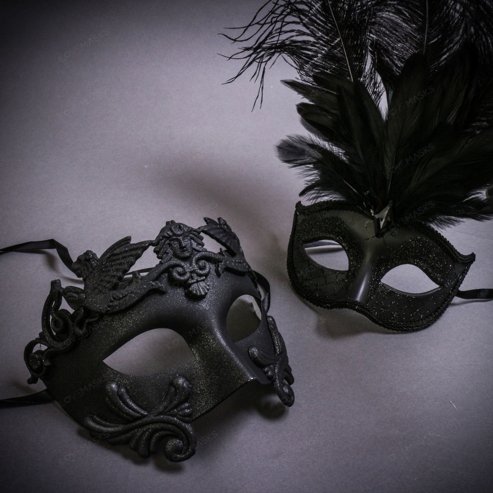 Black Roman Warrior Metallic Black Mardi Gras Mask